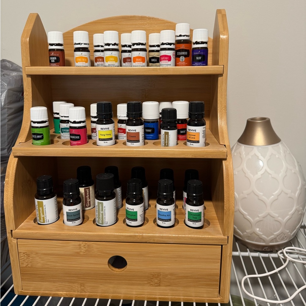Essential Oil Collection with Wooden Organizer AND Diffuser